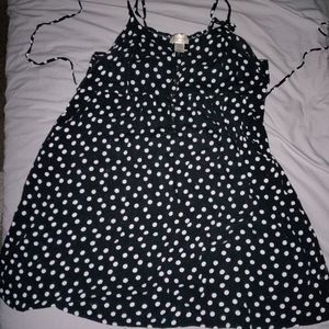 Lovely polka dot dress maternity